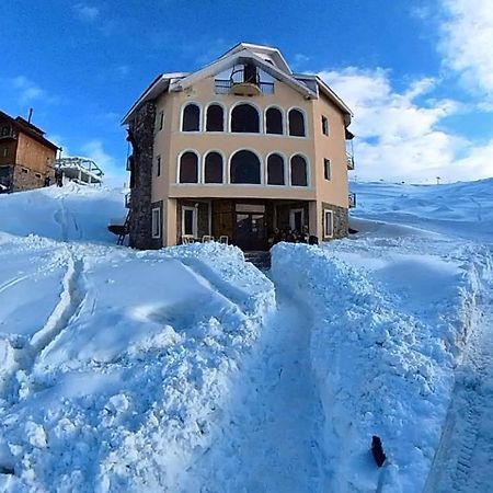 Hotel Seven Gudauri Exterior foto